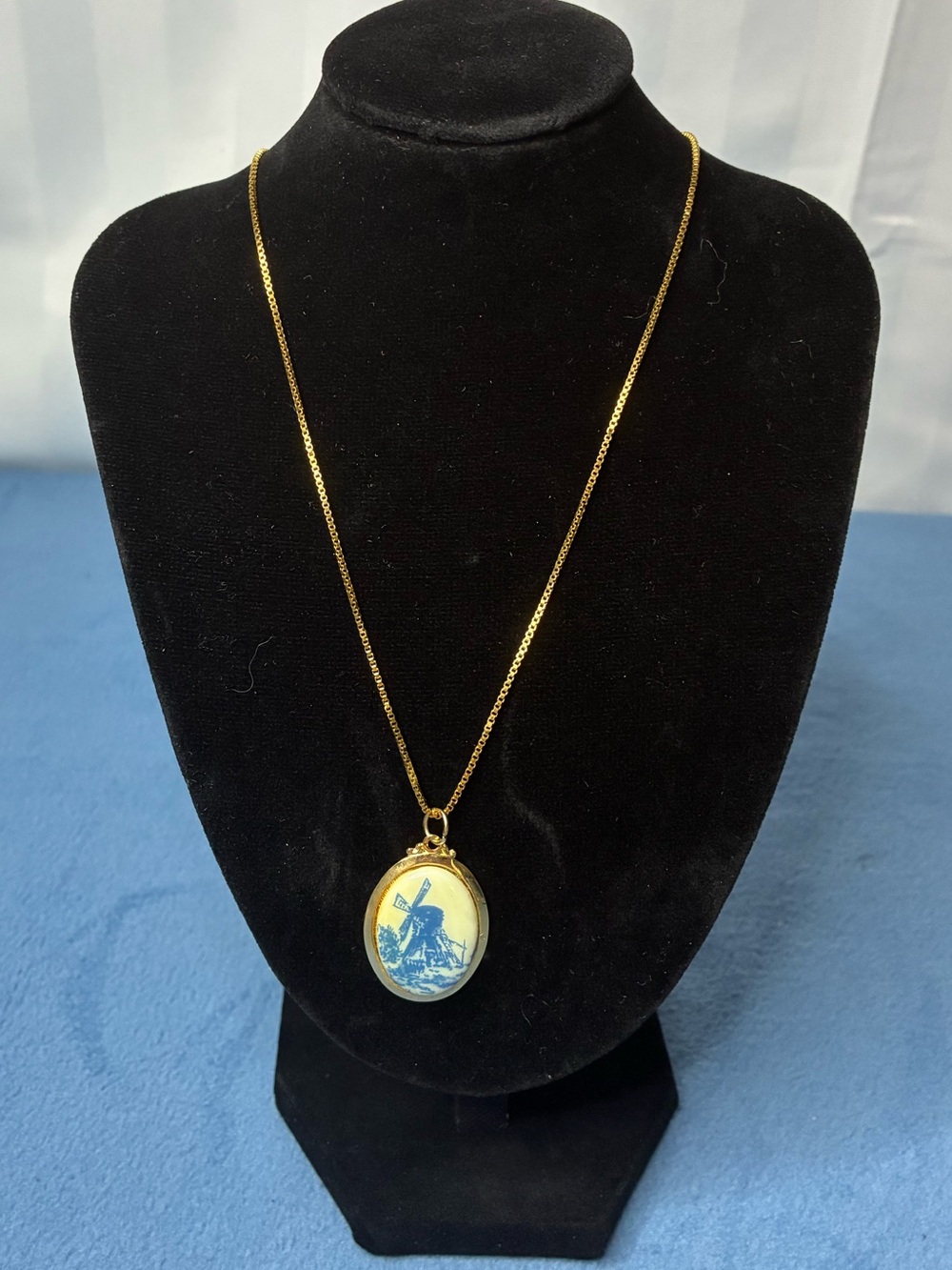 Gold-Tone Oval Blue Porcelain Pendant Necklace - Women Jewelry